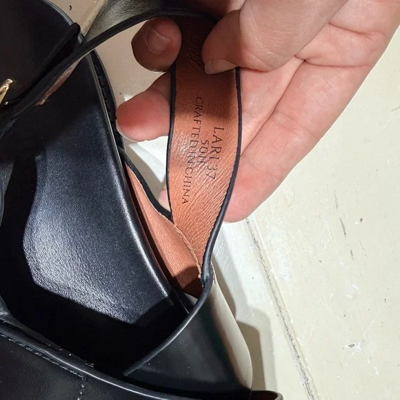 Bared footwear Black Leather Crisscross Sandals - Picture 6 of 7